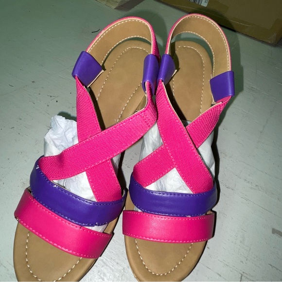 Pink and Purple Sandle Wedges Size 8 - Picture 2 of 5